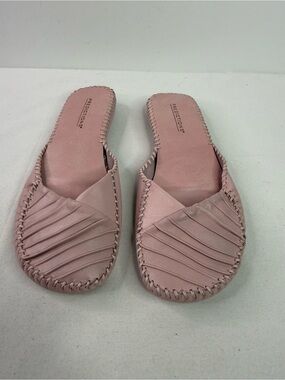 Predictions Blush Pink Pleated Slip-On Mules Whipstitch Detail Size 6.5